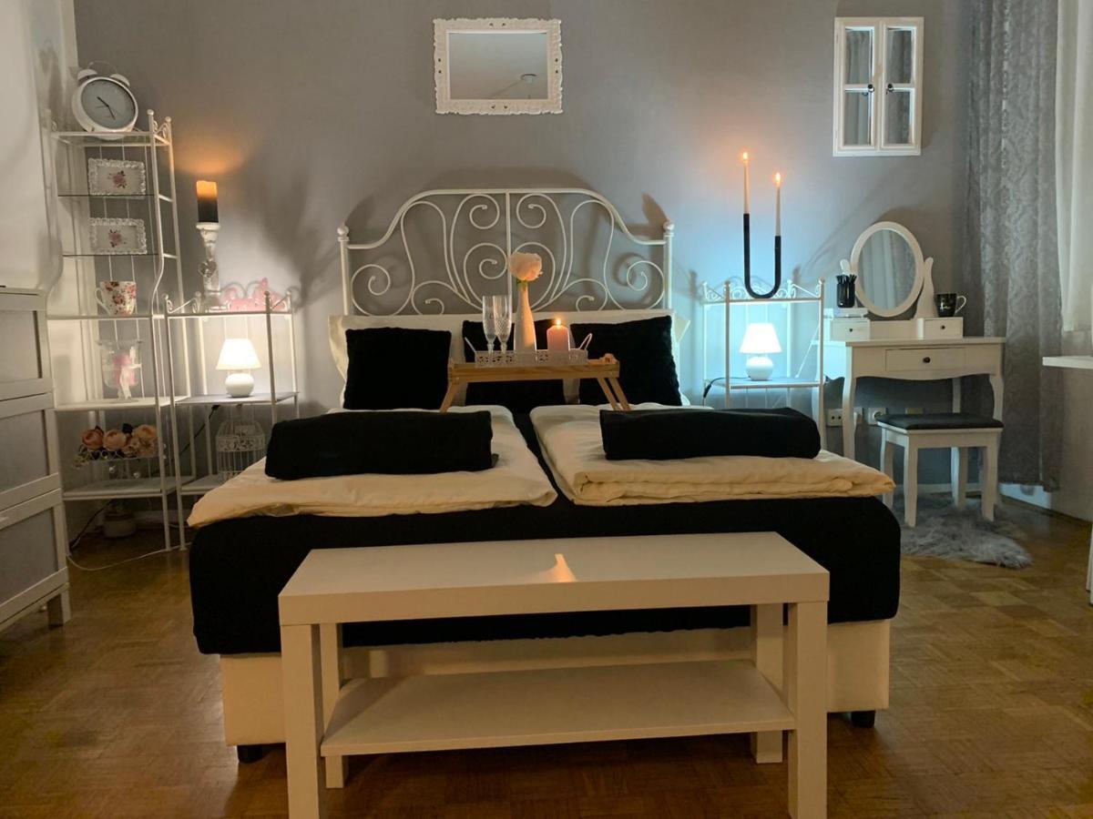 Apartment Vintage Maribor Buitenkant foto